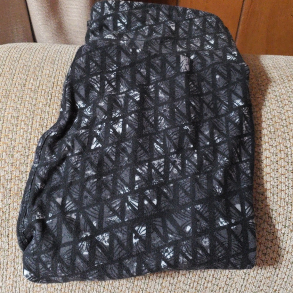 Lularoe OS leggings